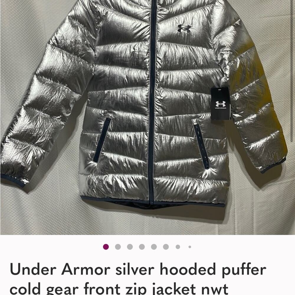 SMALL Under Armour Metallic Silver Puffer Jacket